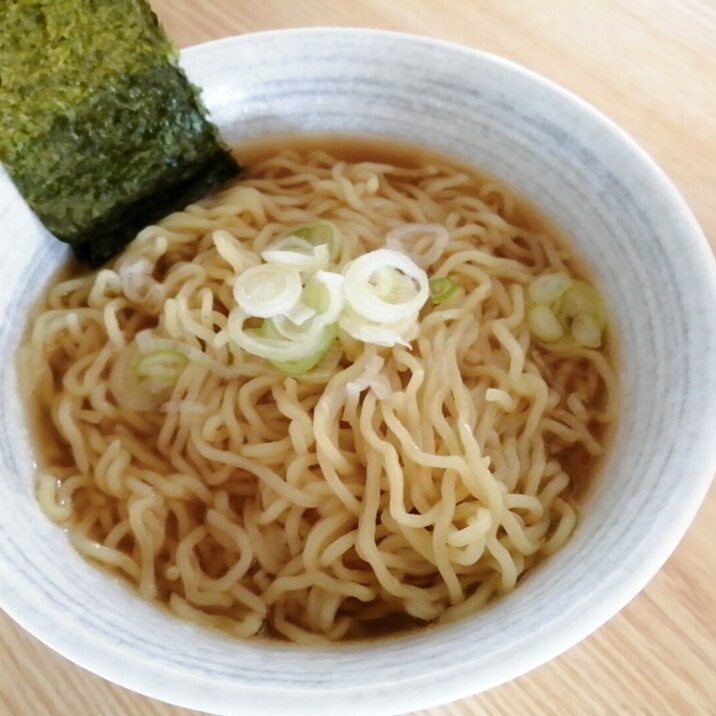 シンプル☆ねぎと海苔の醤油ラーメン